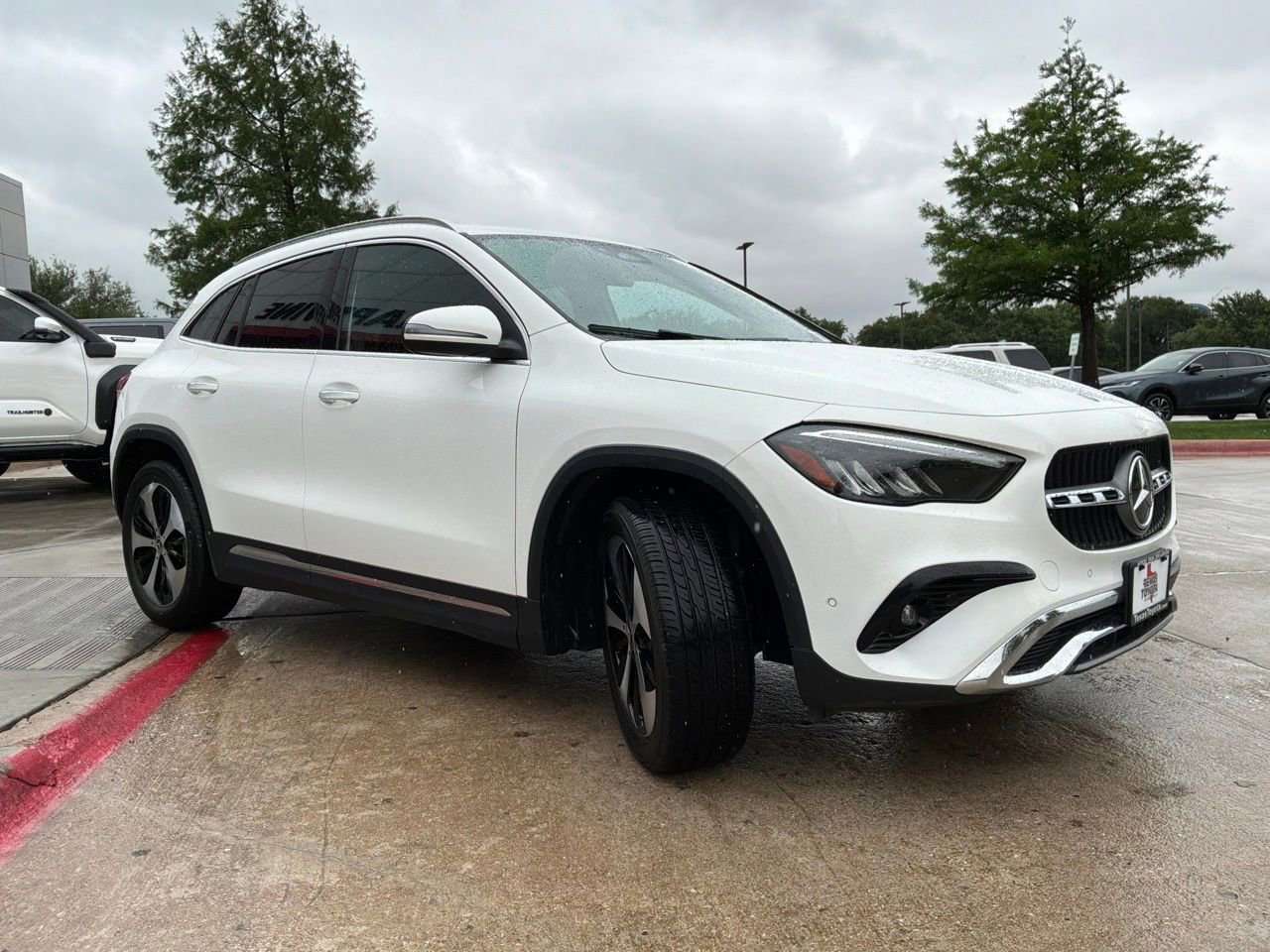 Used 2025 Mercedes-Benz GLA 250 image 4
