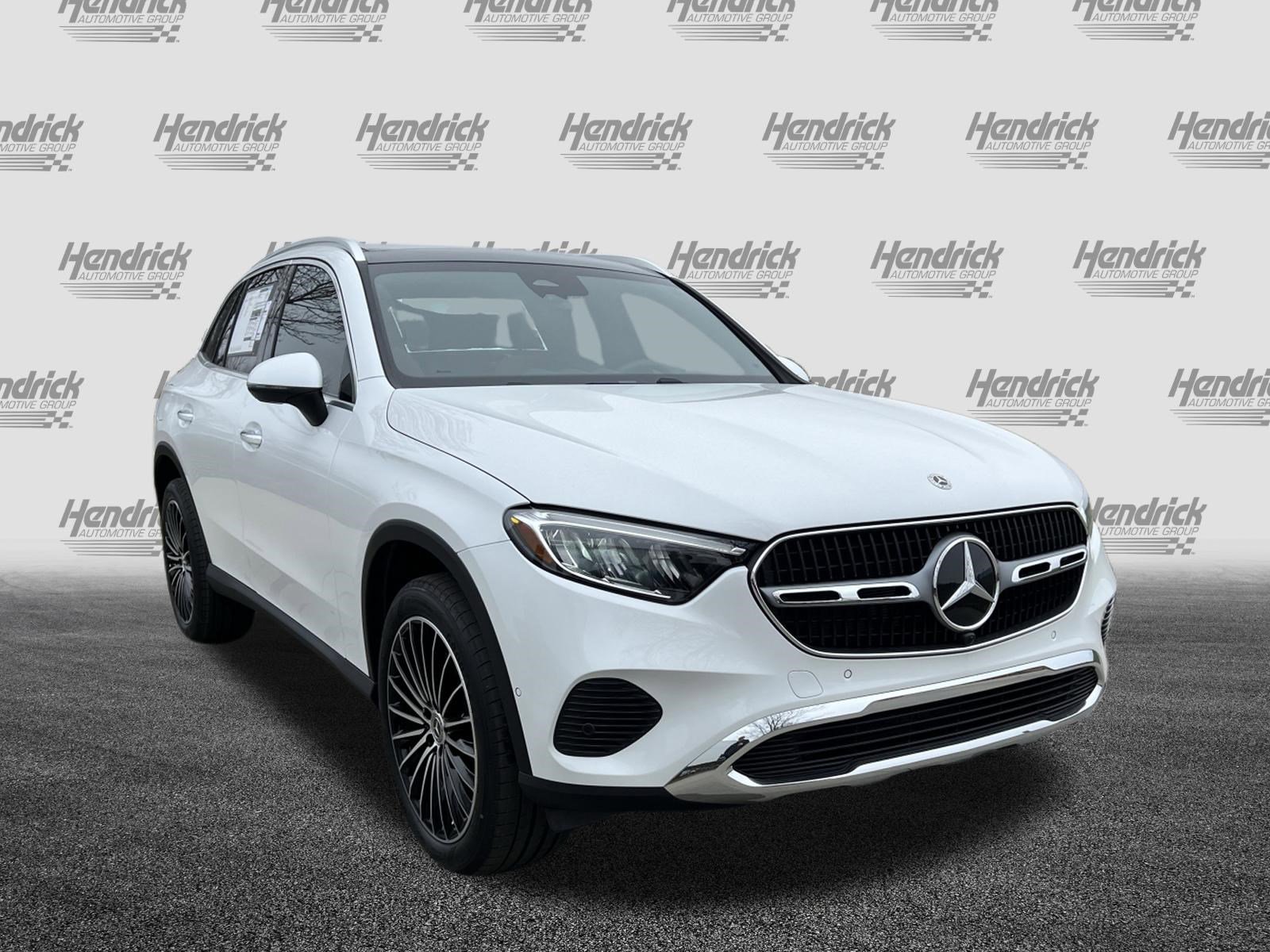 New 2026 Mercedes-Benz GLC 300 4MATIC image 2