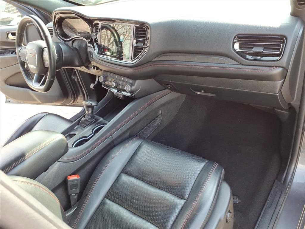 Used 2024 Dodge Durango GT image 16