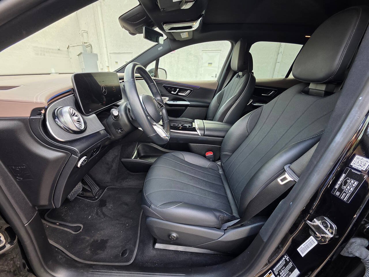 Used 2023 Mercedes-Benz EQE 350+ SUV w/ Exclusive Trim Package image 22