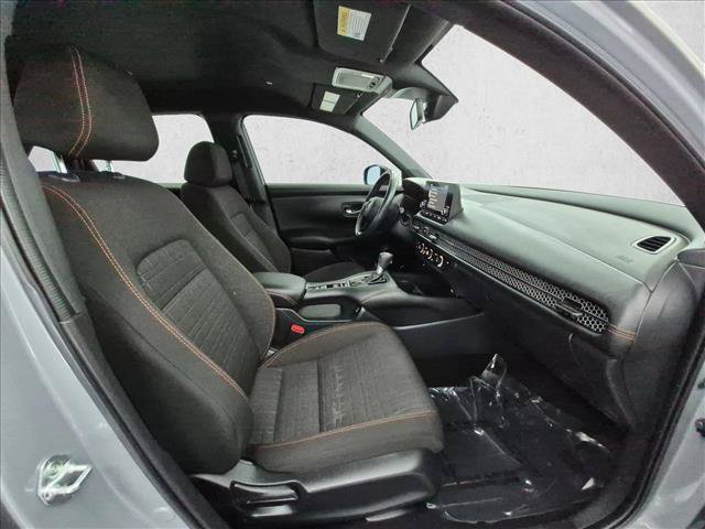 Used 2025 Honda HR-V Sport image 23