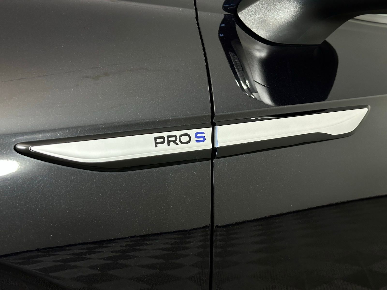 Used 2023 Volkswagen ID.4 Pro S image 13