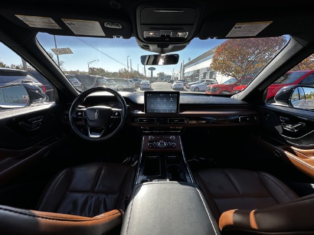 Certified 2021 Lincoln Aviator Reserve w/ Elements Package Plus AWD/4WD image 3