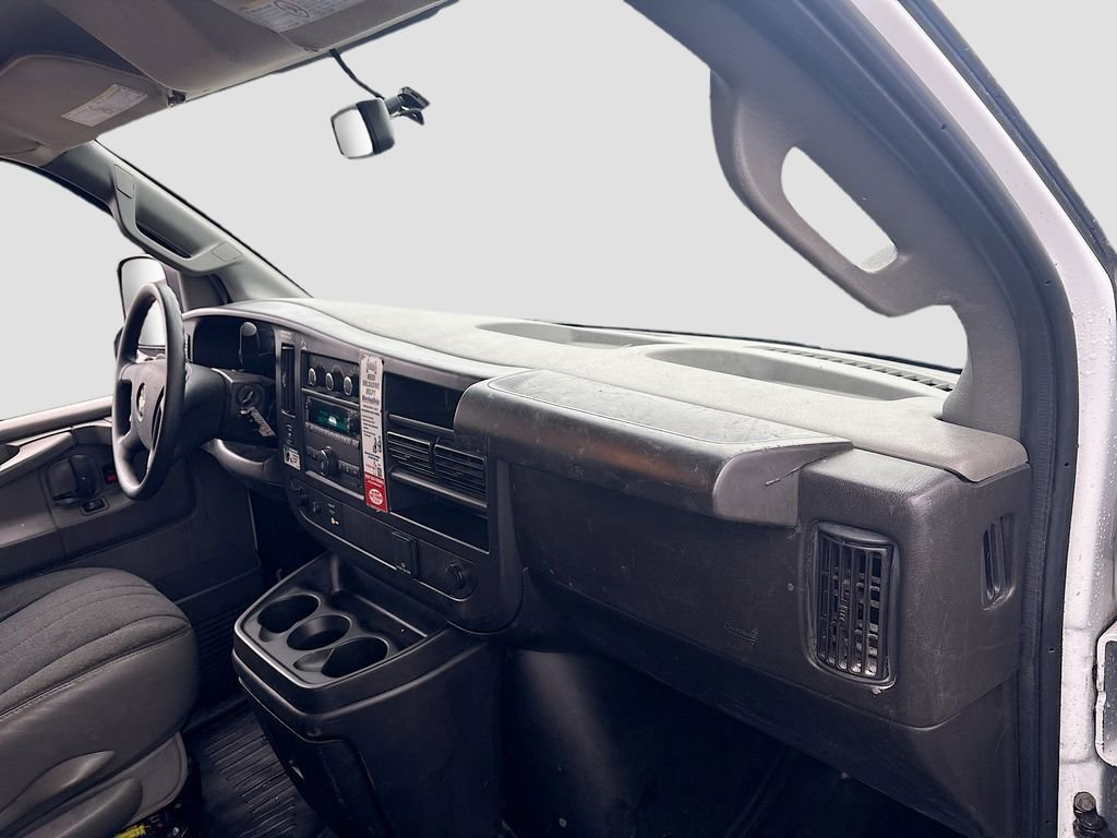 Used 2025 Chevrolet Express 2500 Work Van w/ Driver Convenience Package image 24