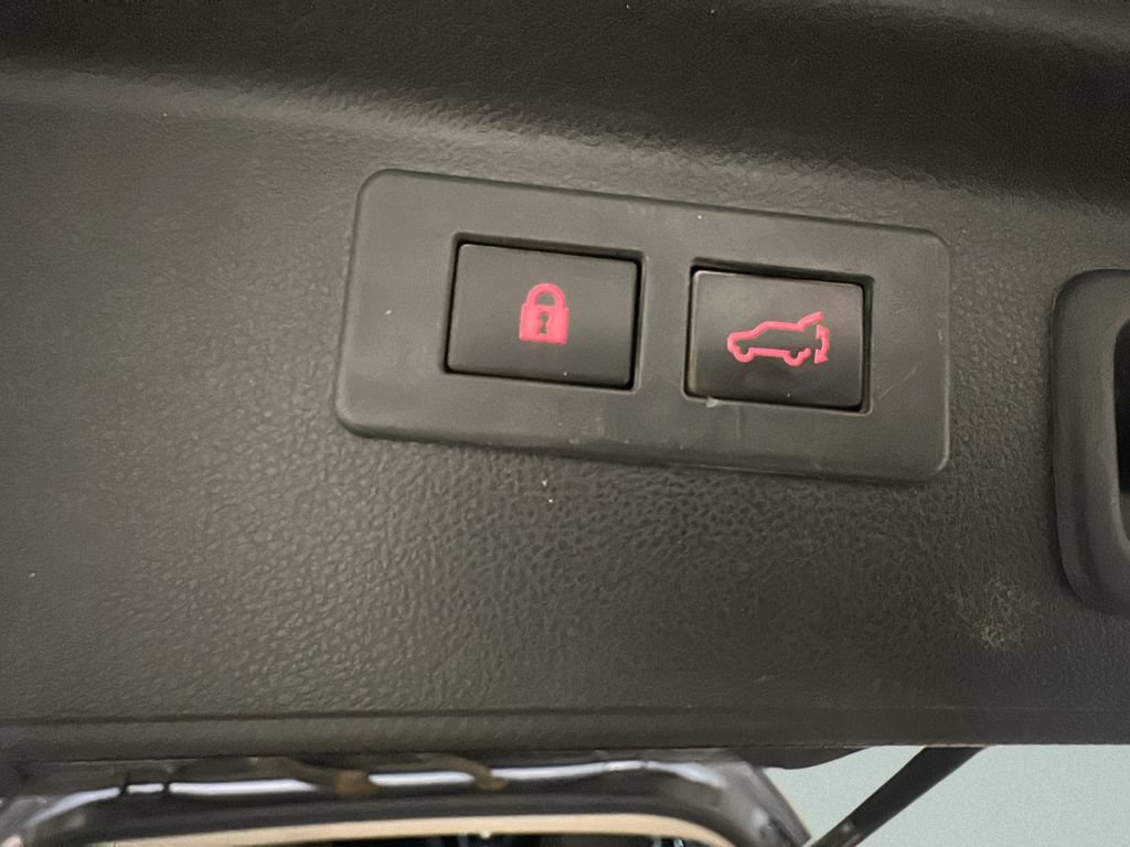 Used 2020 Subaru Forester Limited w/ Popular Package #3 AWD/4WD image 21