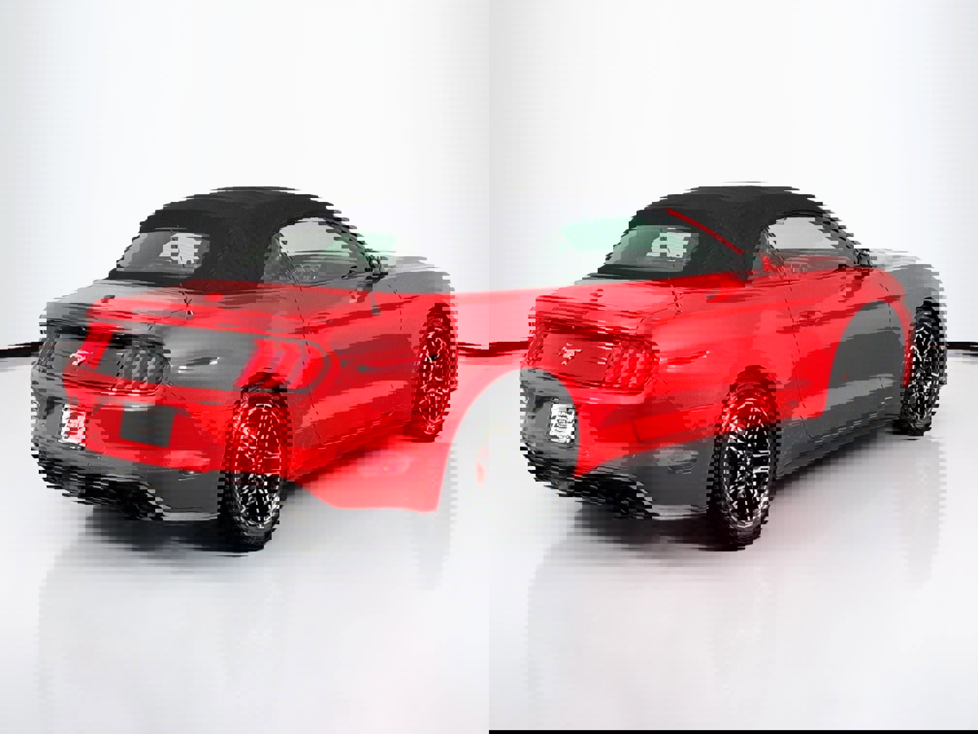 Used 2021 Ford Mustang Premium image 12