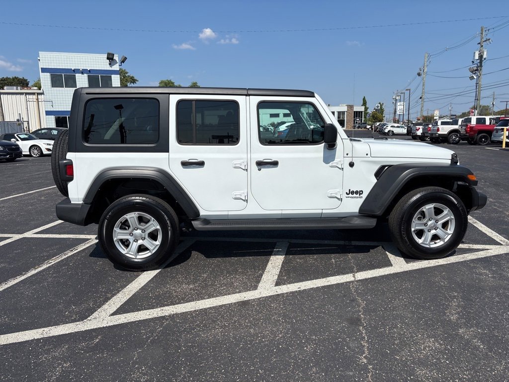 Used 2022 Jeep Wrangler Unlimited Sport image 9