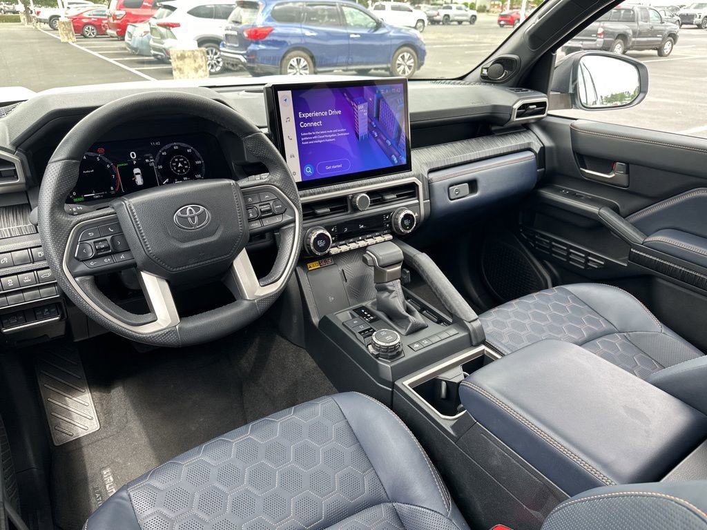 Certified 2025 Toyota 4Runner 4WD image 31