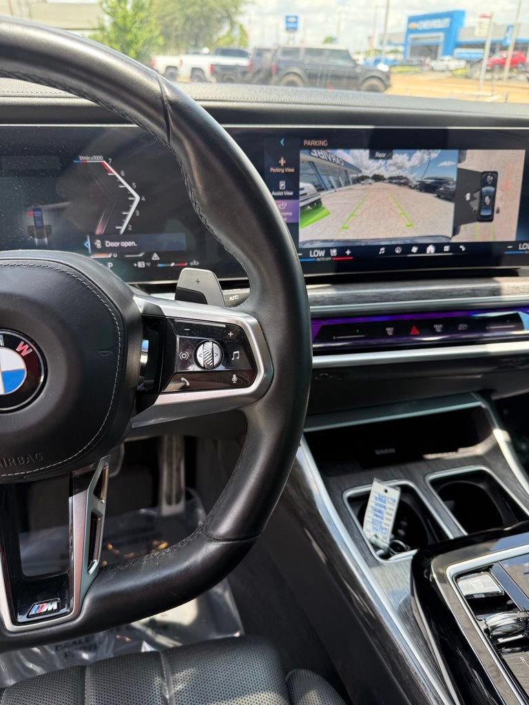Used 2023 BMW 760i xDrive AWD/4WD image 14