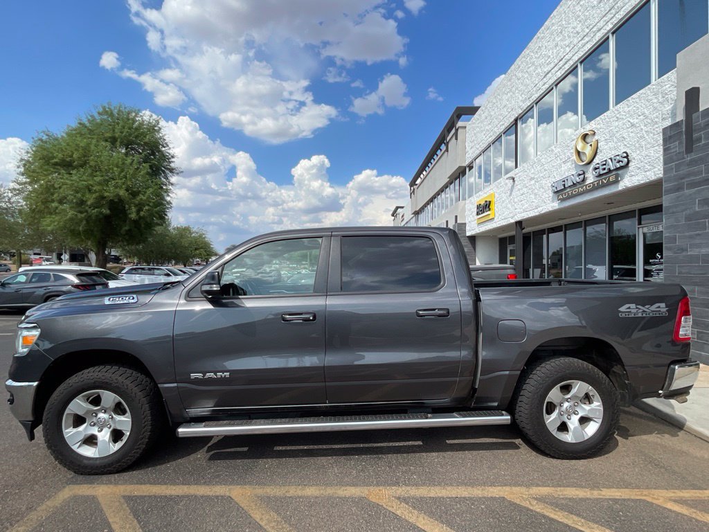 Used 2022 RAM 1500 Big Horn AWD/4WD image 3