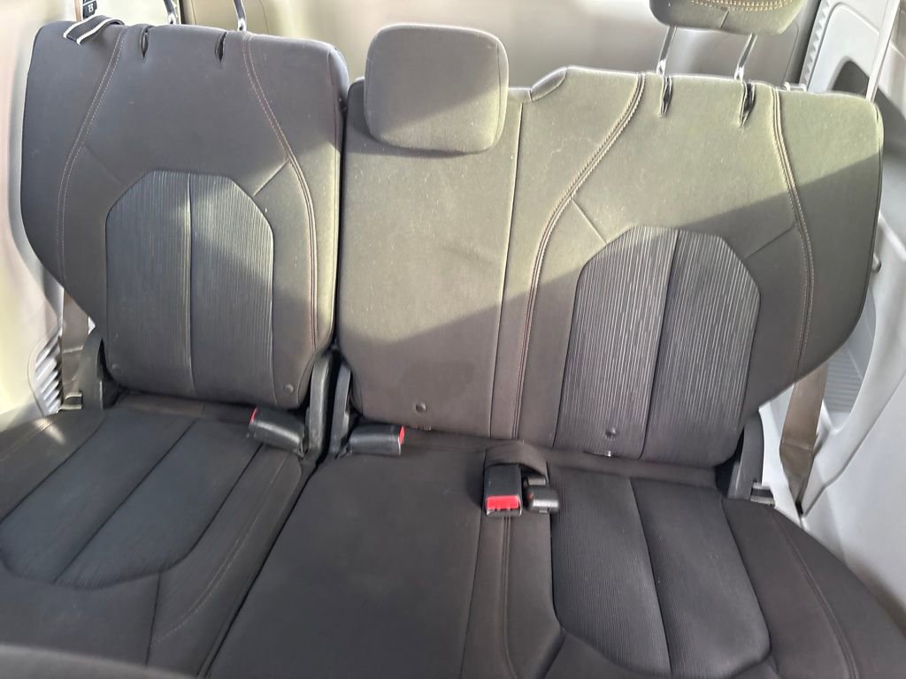 Used 2017 Chrysler Pacifica Touring image 31