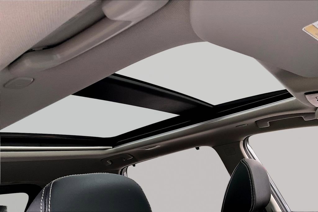 Used 2023 Nissan Rogue SL w/ SL Premium Package image 22