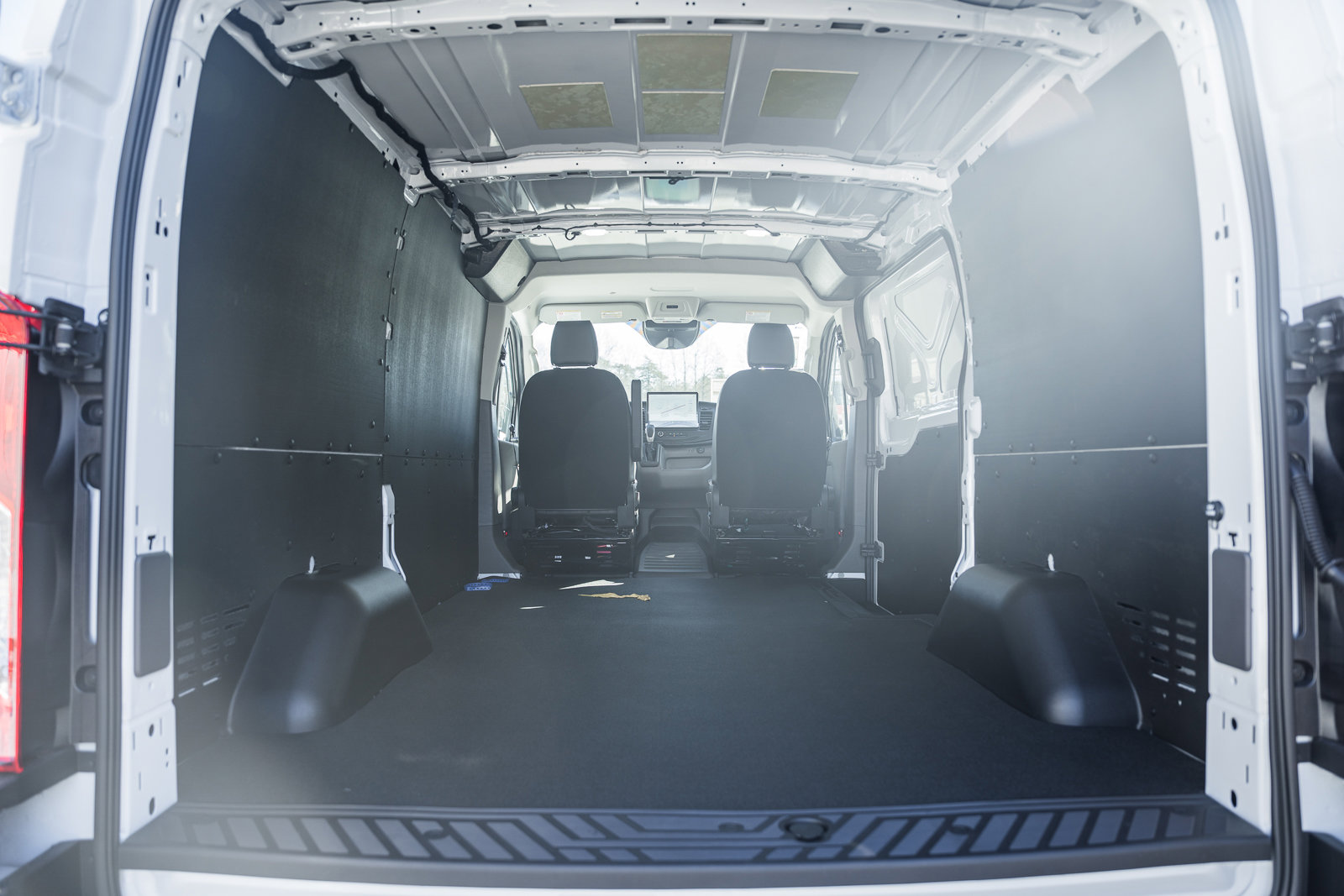 New 2026 Ford Transit 250 Low Roof w/ Load Area Protection Package image 10