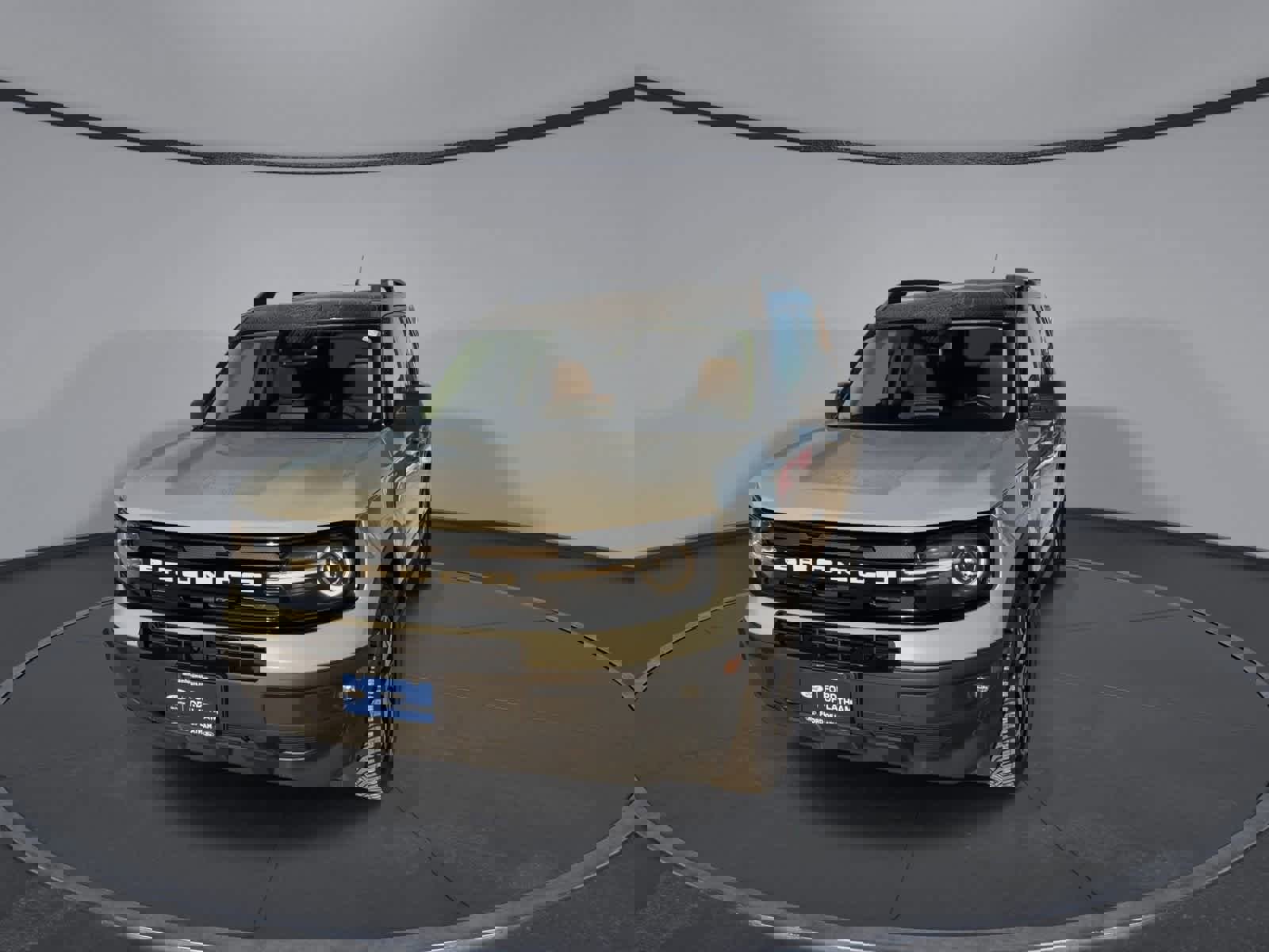 Used 2021 Ford Bronco Sport Outer Banks w/ Outer Banks Package (96D) image 3