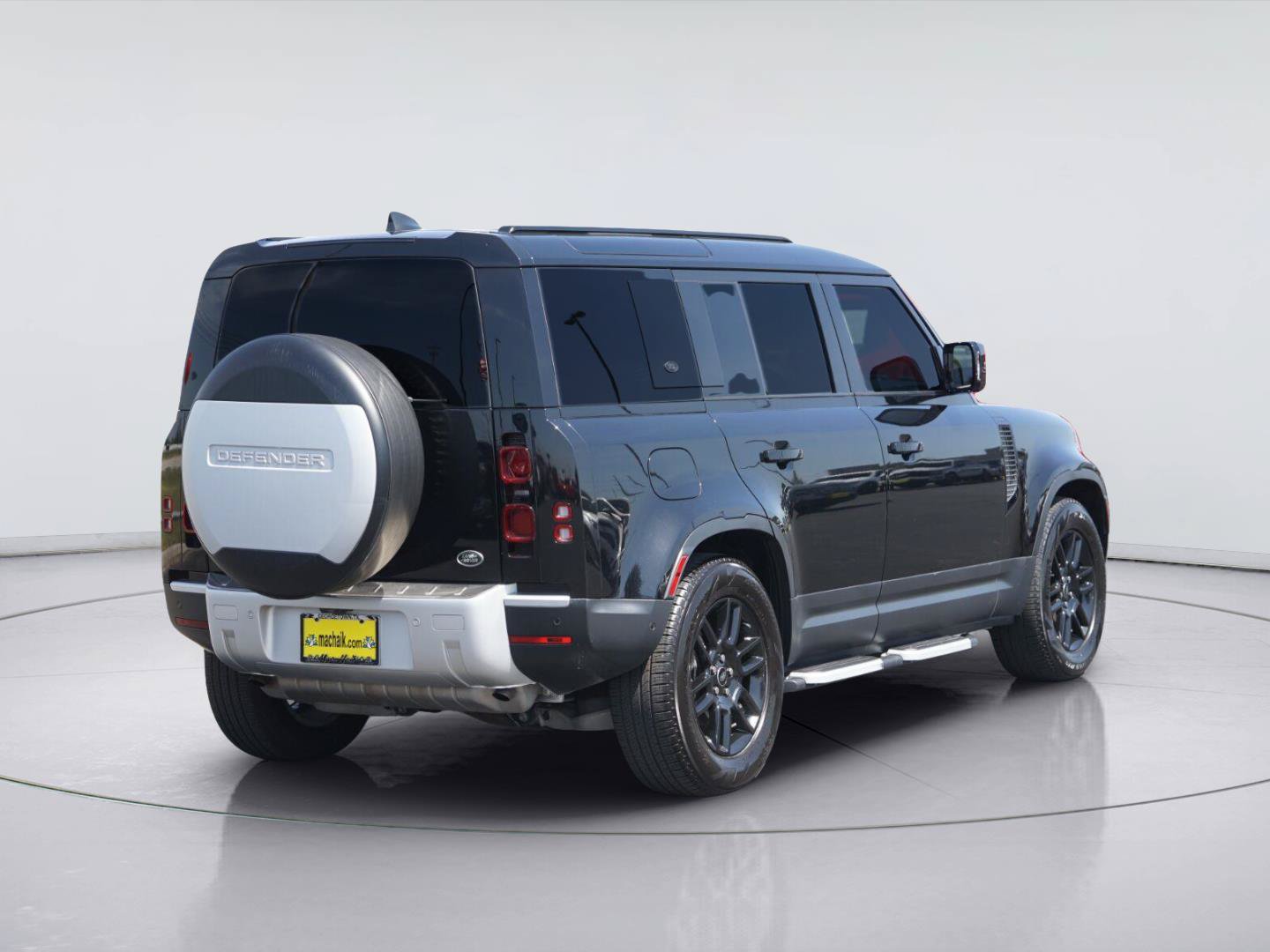 Used 2023 Land Rover Defender 110 S AWD/4WD image 6