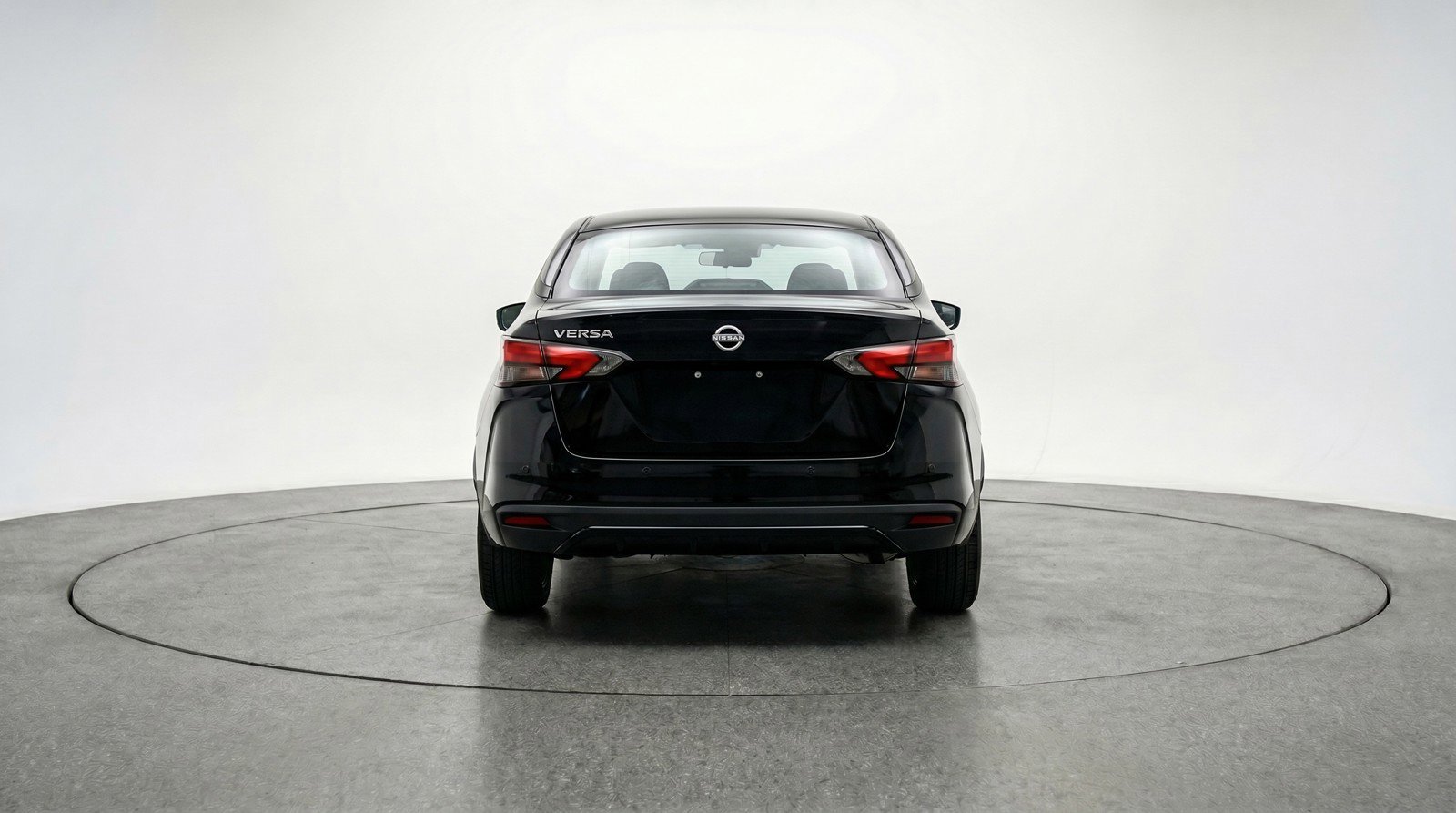 Used 2025 Nissan Versa SV FWD image 7