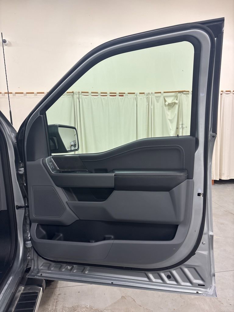 Used 2025 Ford F150 XLT w/ Equipment Group 301A Standard image 24