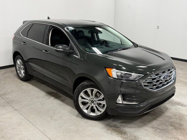 Certified 2024 Ford Edge Titanium AWD/4WD image 37