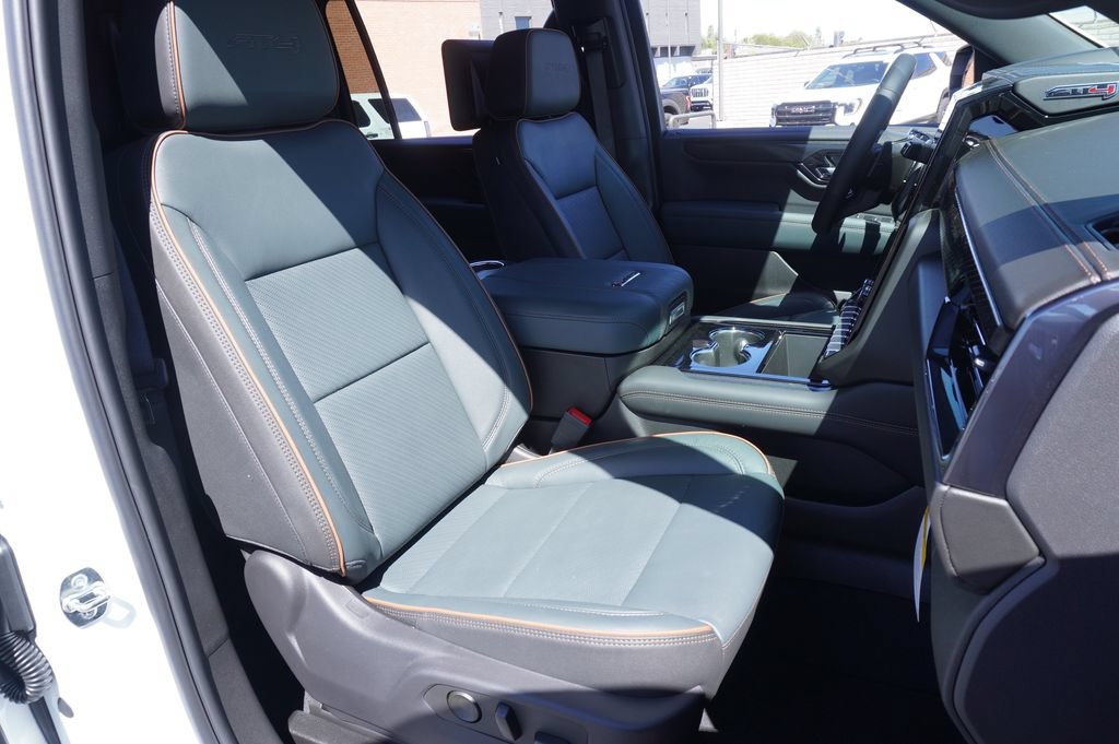 New 2026 GMC Yukon XL AT4 w/ AT4 Premium Plus Package AWD/4WD image 13