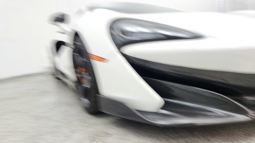 Used 2019 McLaren 600LT RWD image 14