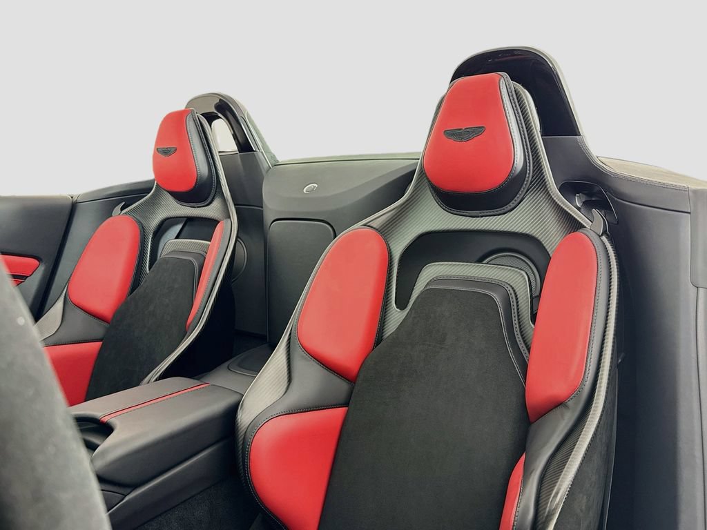 Used 2023 Aston Martin V12 Vantage Roadster RWD image 16