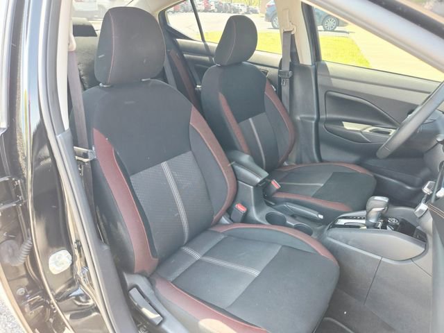 Used 2024 Nissan Versa SR image 17