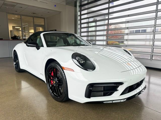 Used 2023 Porsche 911 Targa 4 GTS image 1