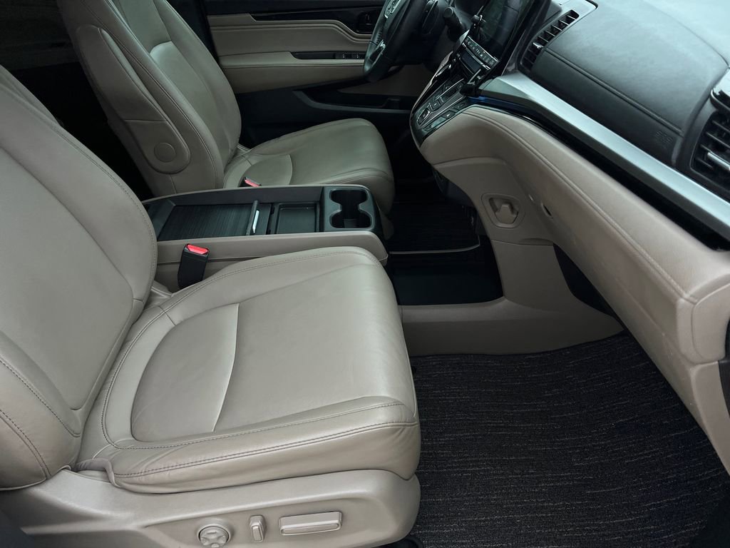 Used 2021 Honda Odyssey Touring image 7