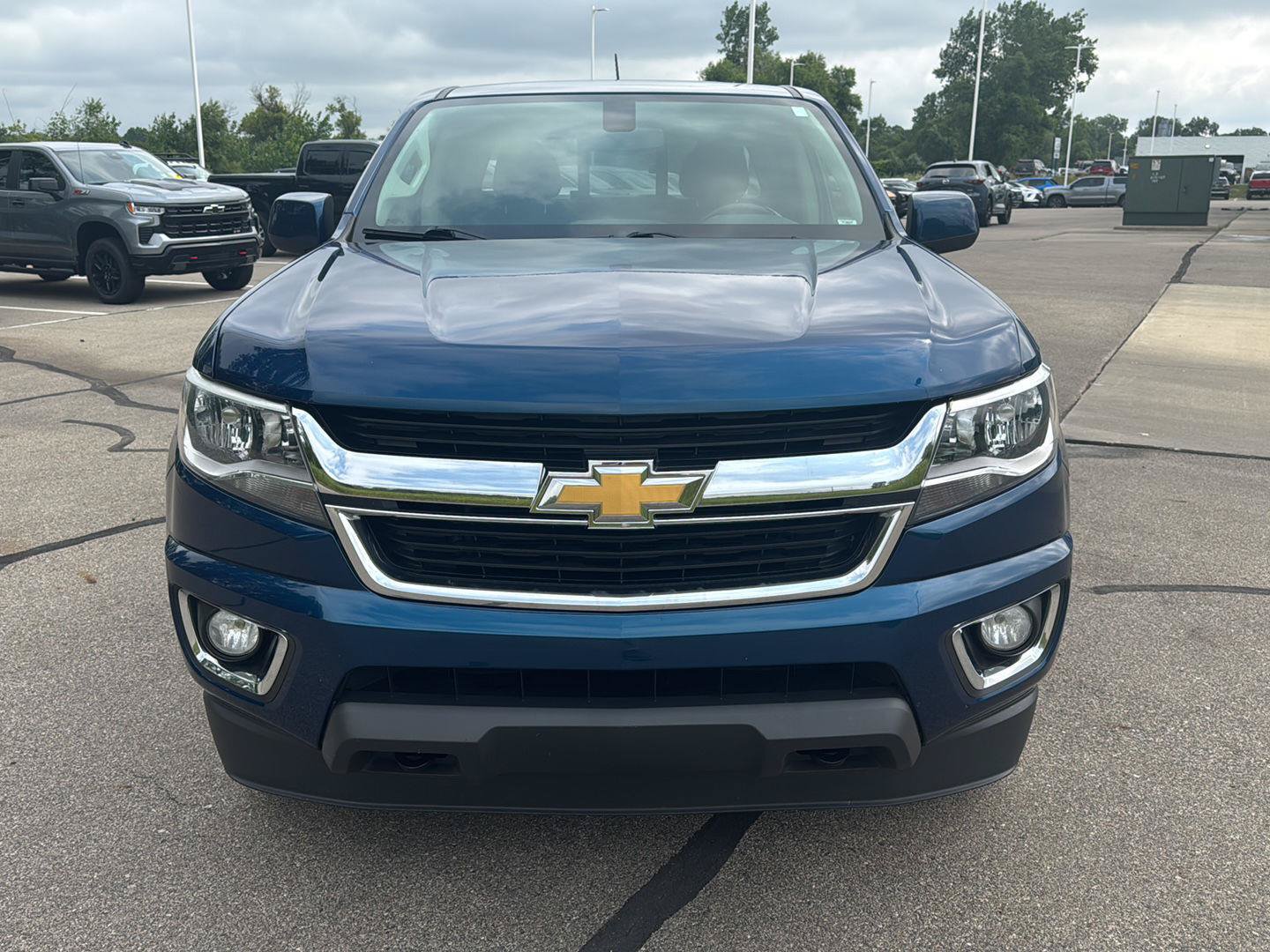 Used 2019 Chevrolet Colorado LT w/ LT Convenience Package AWD/4WD image 9