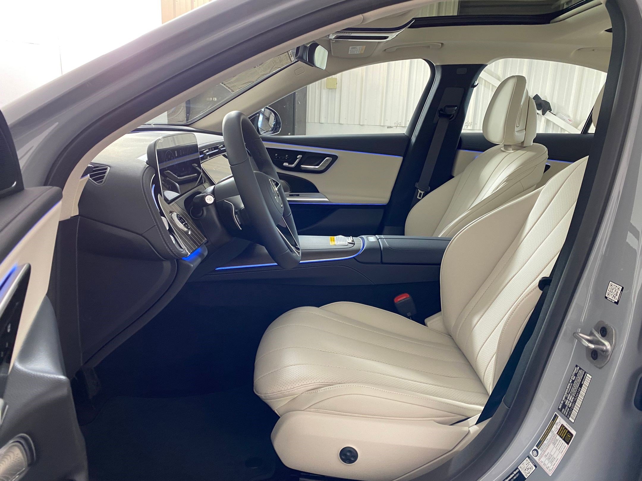 New 2026 Mercedes-Benz E 450 4MATIC Sedan image 5