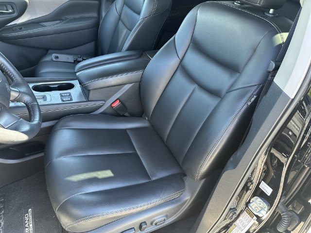 Used 2023 Nissan Murano SV w/ SV Midnight Edition Package AWD/4WD image 16