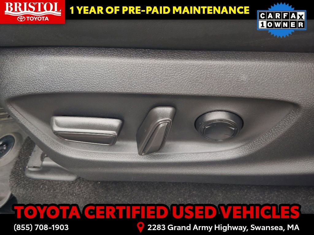 Used 2024 Toyota Crown Platinum AWD/4WD image 23