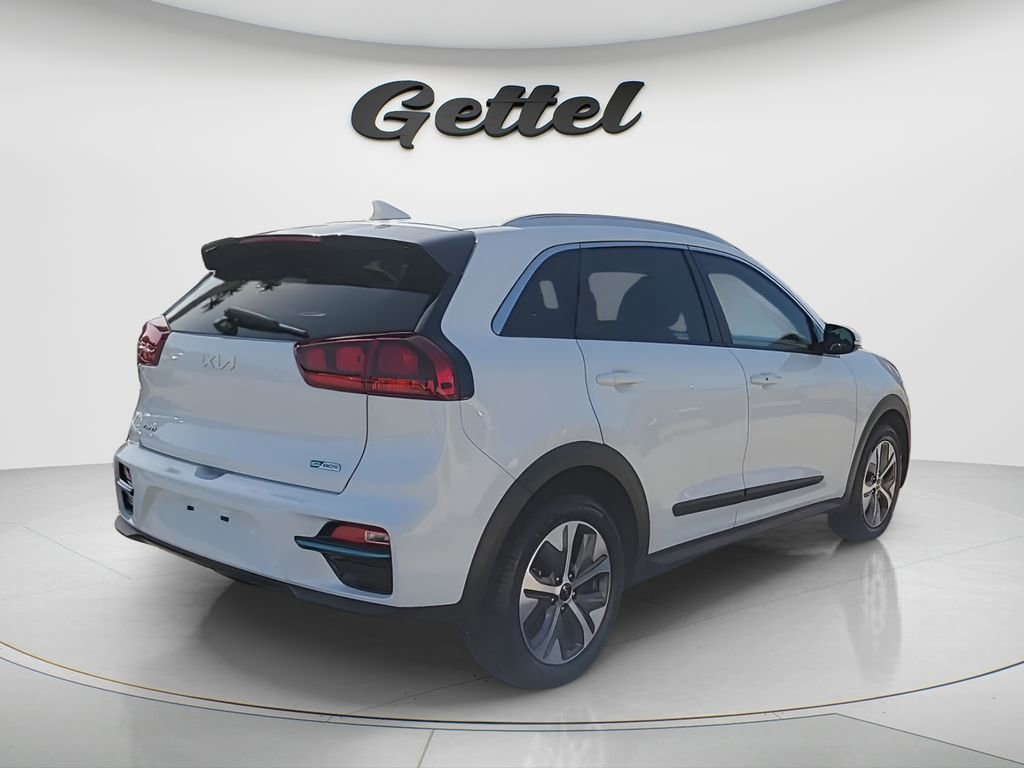 Used 2022 Kia Niro EX w/ Cold Weather Package FWD image 6