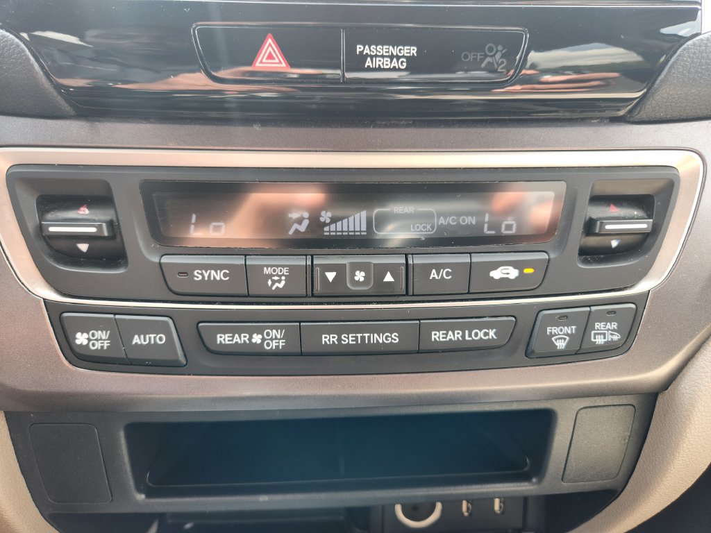 Used 2018 Honda Pilot EX image 14