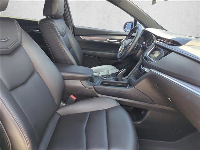 Used 2025 Cadillac XT5 Luxury image 25