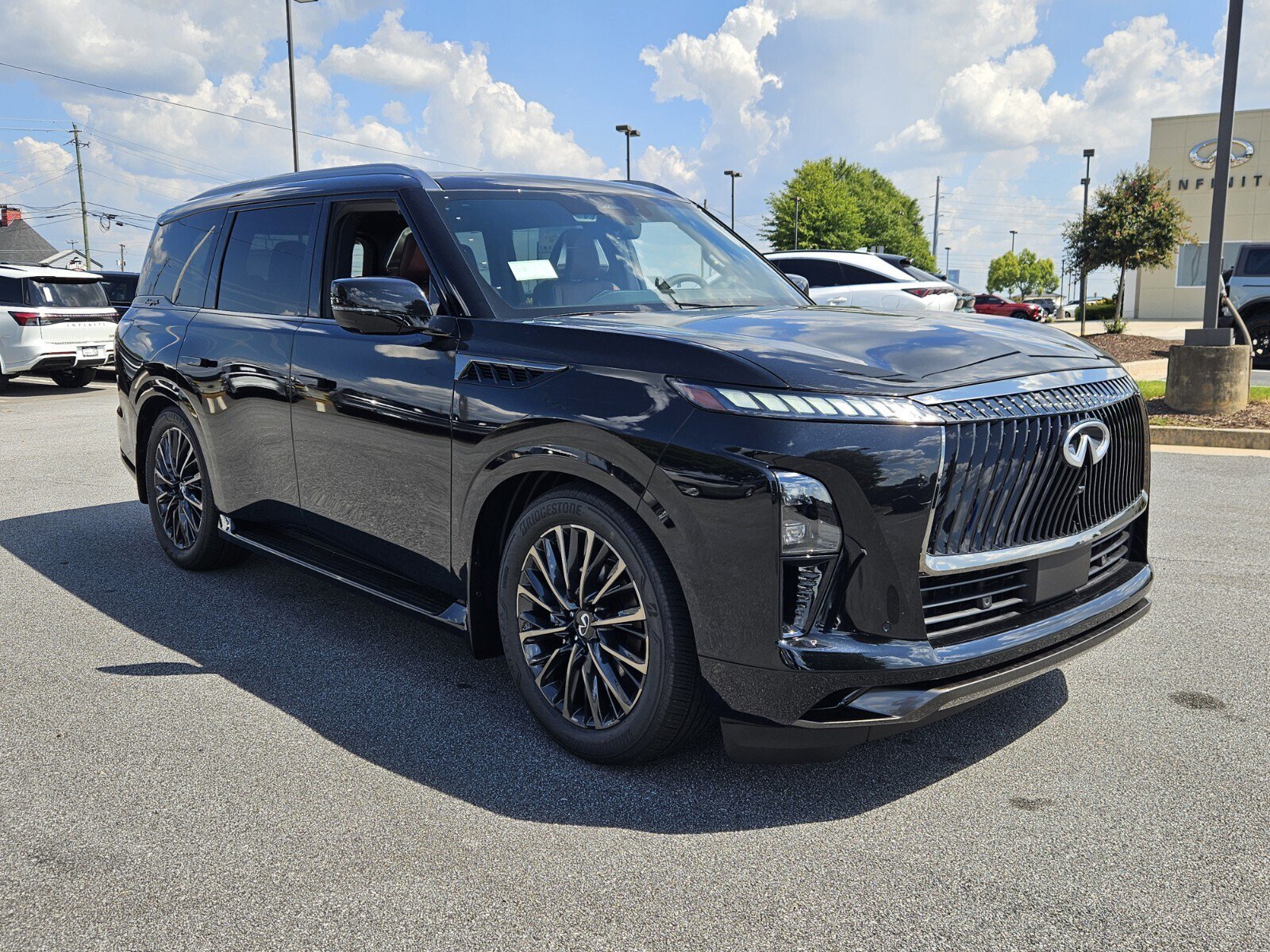 New 2027 INFINITI QX80 Autograph w/ Premium Cargo Package AWD/4WD image 4
