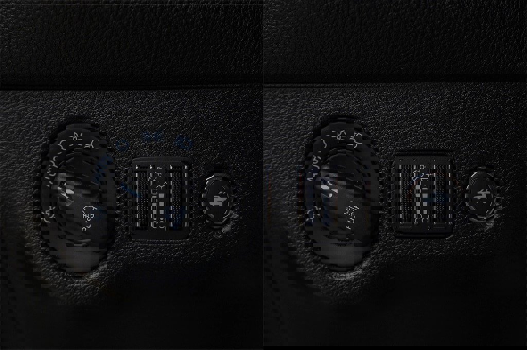 Used 2021 Dodge Challenger SXT w/ Blacktop Package image 19