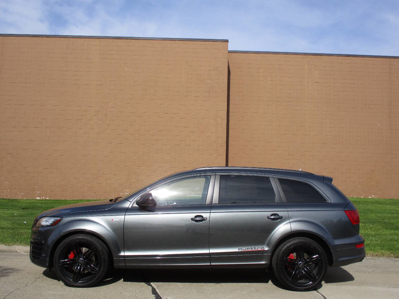 Used 2015 Audi Q7 3.0T S line Prestige w/ Sport Edition AWD/4WD image 28