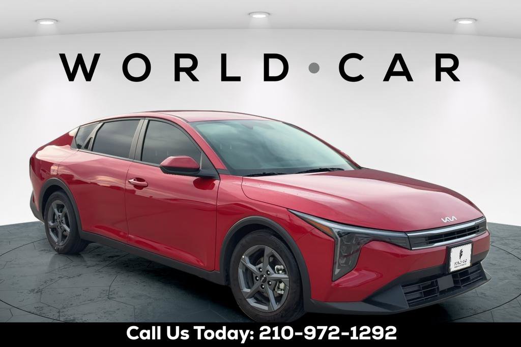 Certified 2025 Kia K4