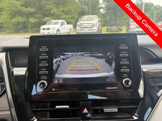 Used 2021 Toyota Camry SE w/ Cold Weather Package AWD/4WD image 19