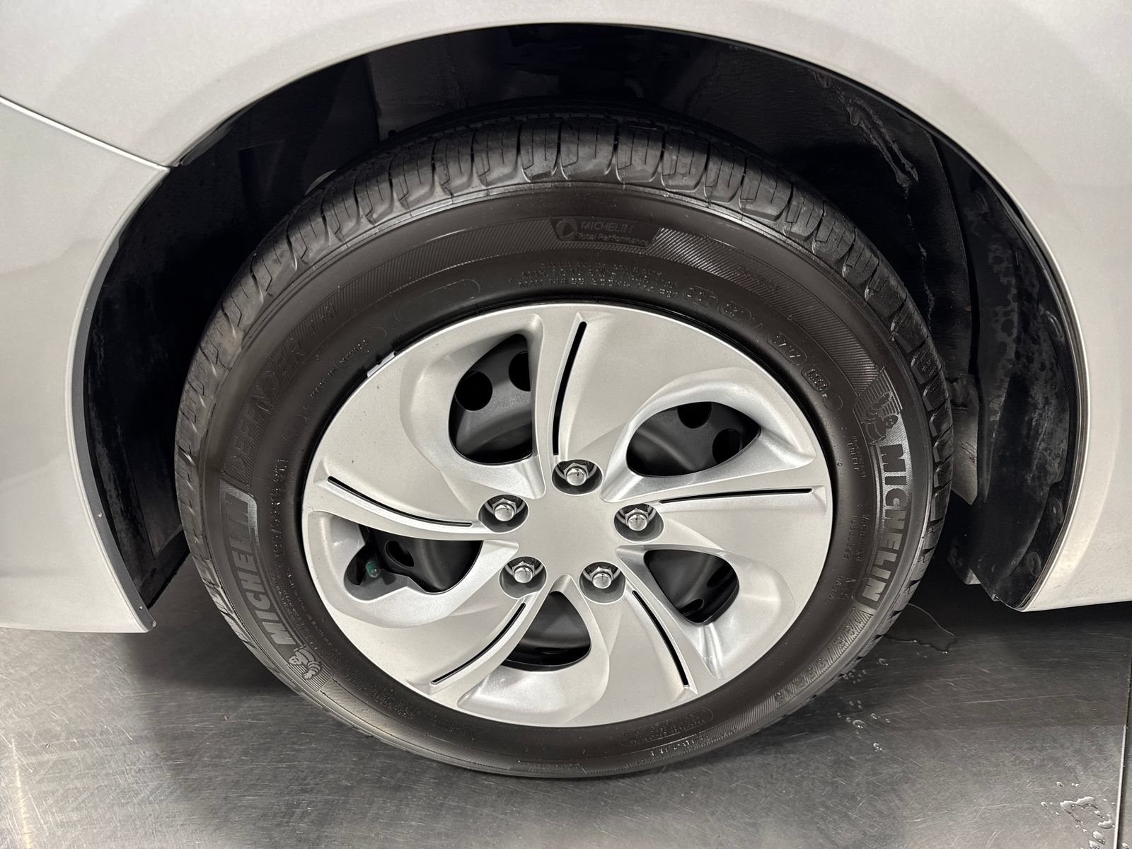 Used 2014 Honda Civic LX image 2