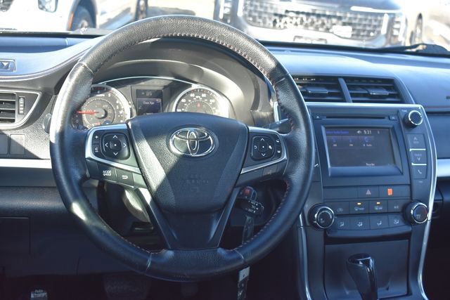 Used 2015 Toyota Camry SE image 17
