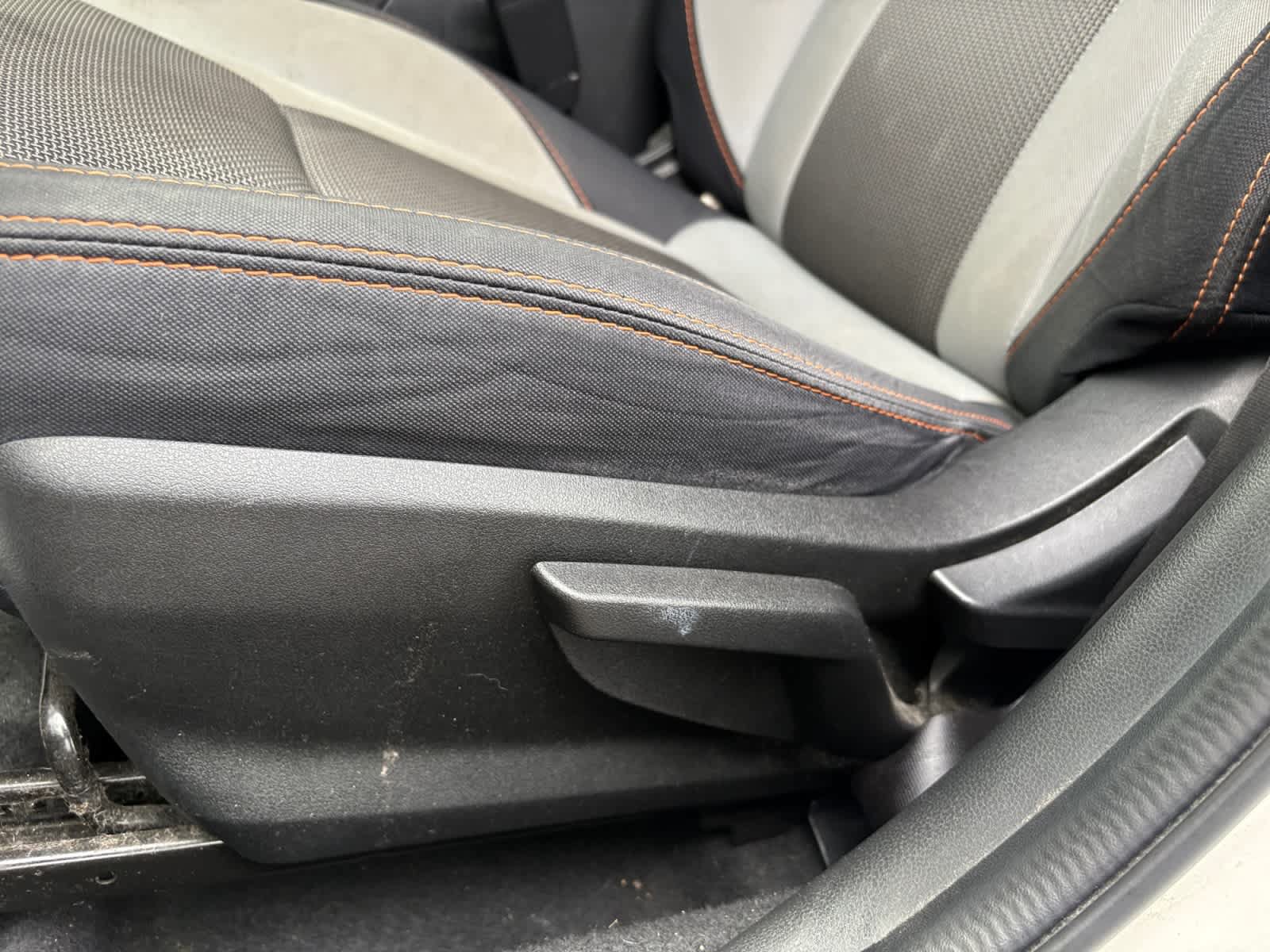 Used 2019 Subaru Crosstrek 2.0i Premium AWD/4WD image 32