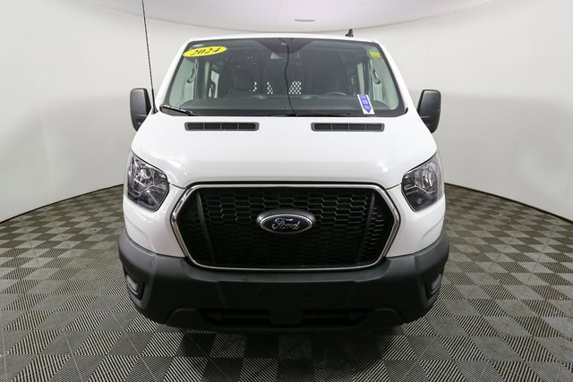 Used 2024 Ford Transit 250 Low Roof AWD w/ Exterior Upgrade Package image 4