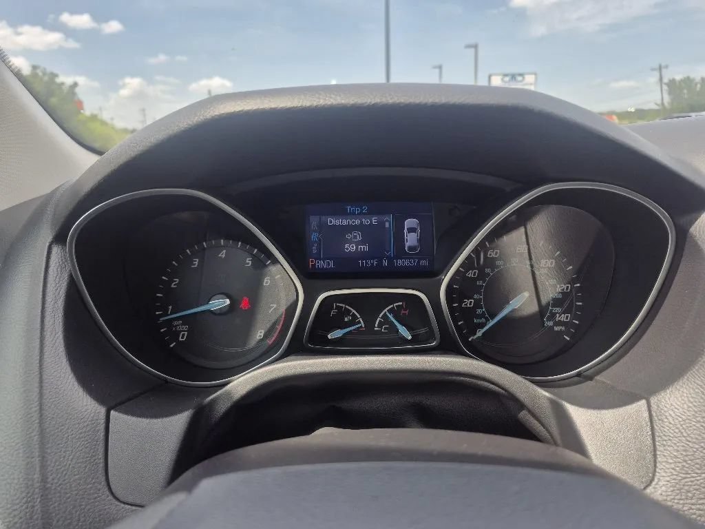 Used 2013 Ford Focus SE FWD image 26