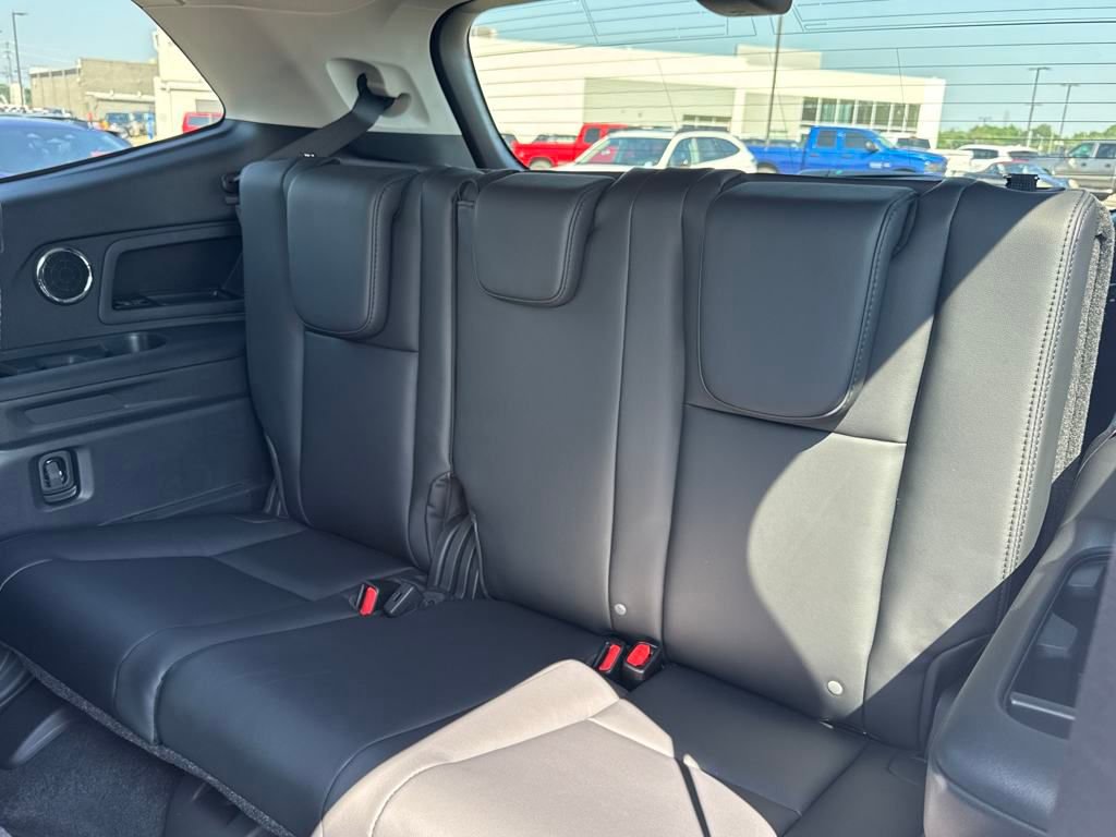 New 2025 Subaru Ascent Bronze Edition w/ Onyx Package image 14