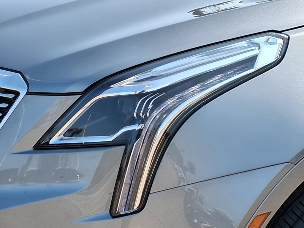 Used 2023 Cadillac XT5 Luxury FWD image 7