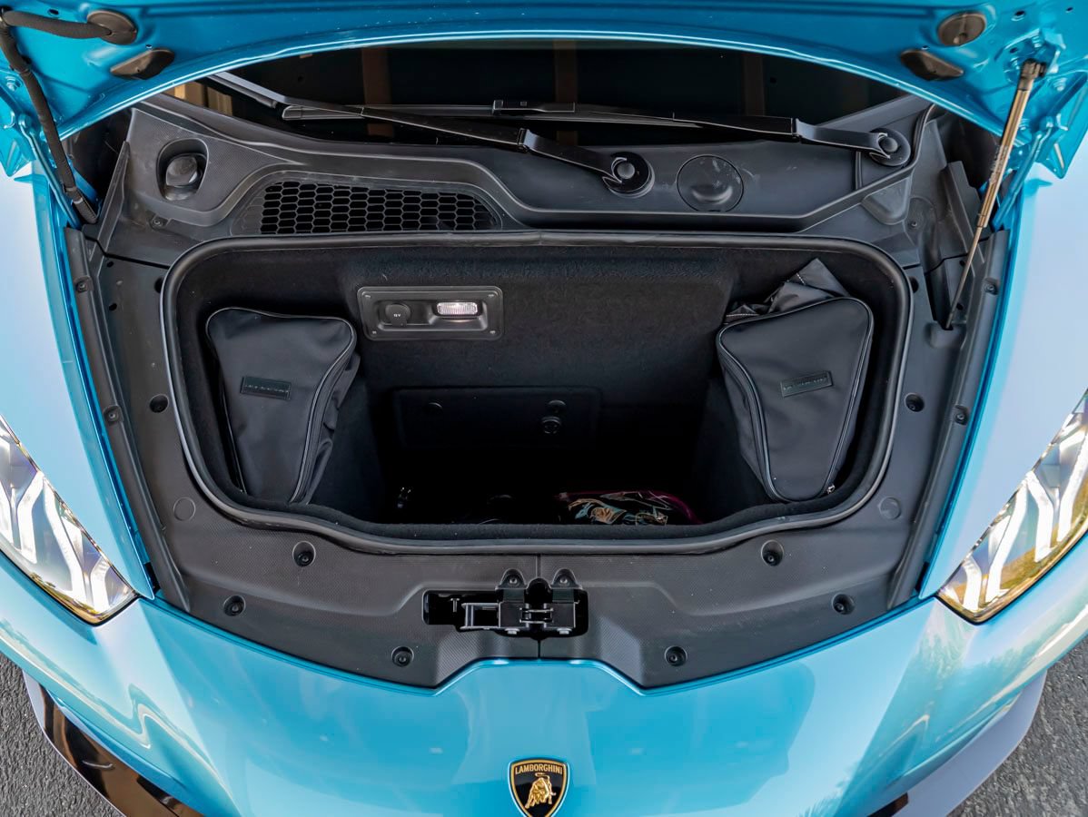Used 2022 Lamborghini Huracan EVO RWD image 29