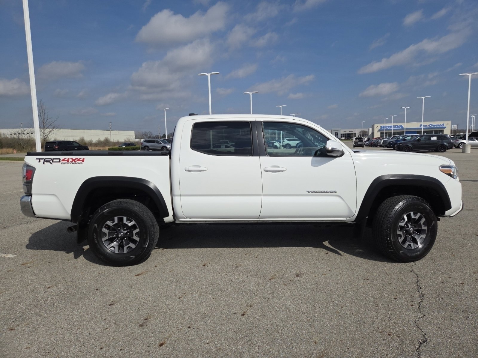 Used 2021 Toyota Tacoma TRD Off-Road image 20