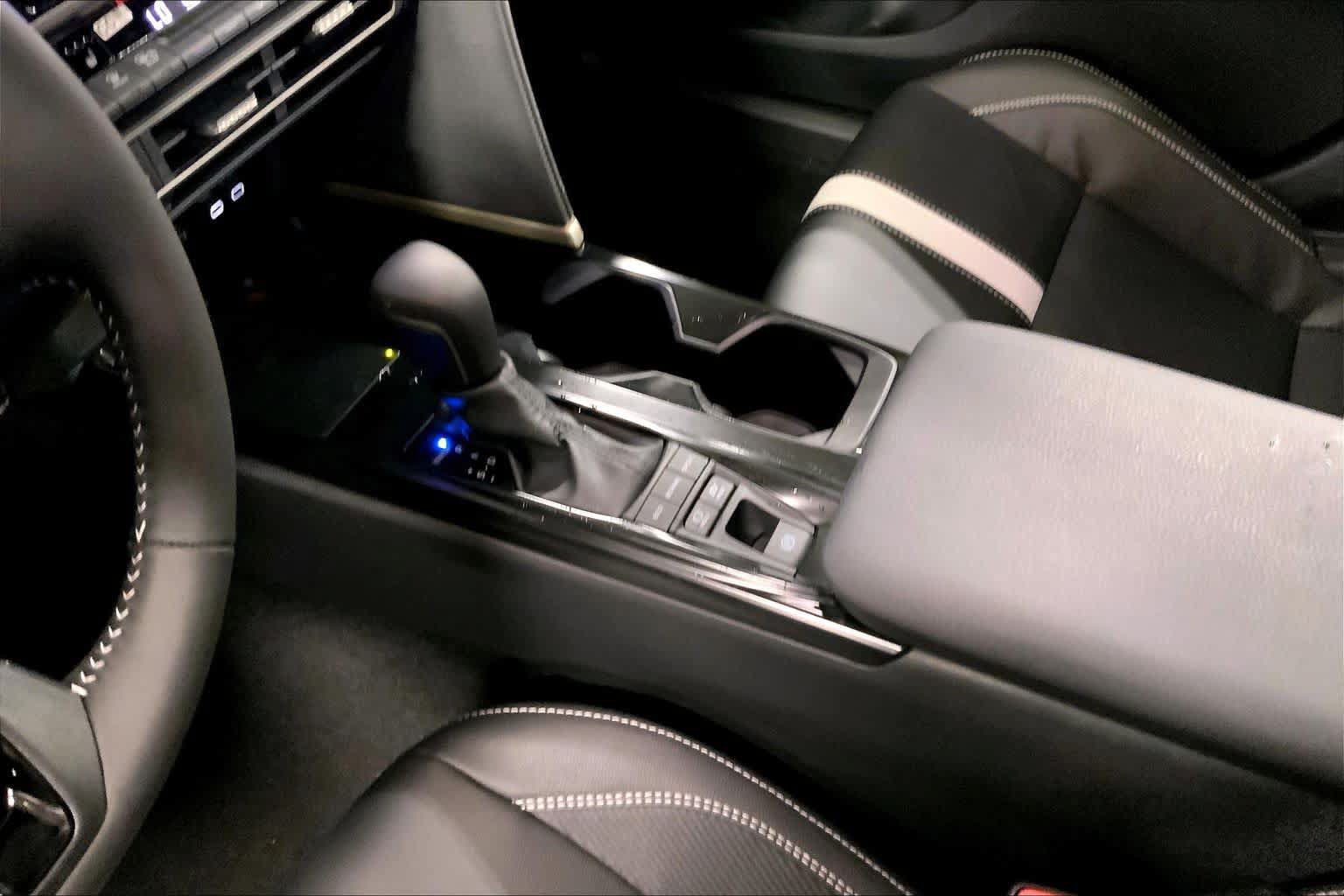 New 2026 Toyota Camry SE FWD image 7